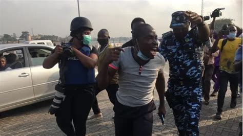 Lekki Toll Gate Lagos Nigeria Endsars Protest Police Arrest Mr