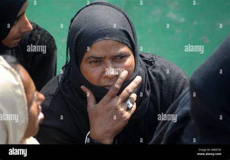 Allahabad India Th Nov A Muslim Women Devotee Mourn During