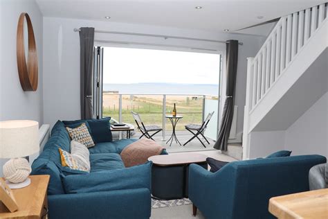 Hampshire Beachfront Cottage, Hayling Island | Beach Stays