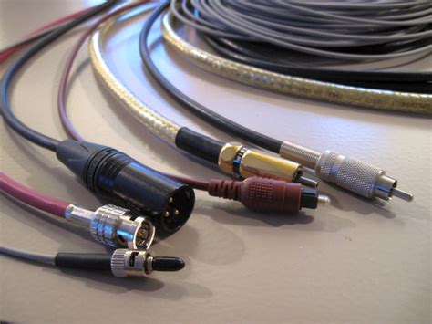 Digital Cables compared – AES/EBU, Coax,Toslink and ST Glass | HFA ...