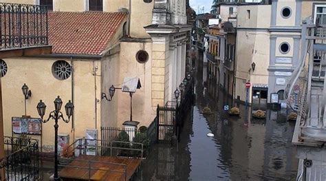 Maltempo Nolano Bloccato Da Nubifragi Disagi In Tutta La Campania