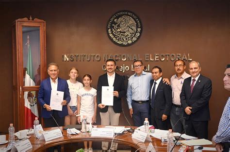 Yunes Linares Y Yunes M Rquez Reciben Constancias De Mayor A