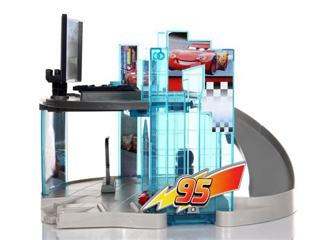 Dan The Pixar Fan Cars 3 Rust Eze Racing Center Playset Target Exclusive