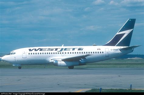 C Gwje Boeing Adv Westjet Airlines Alaindurand Avimage