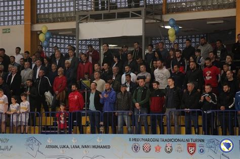 Mostar Sg Staklorad Prvak Bih U Futsalu