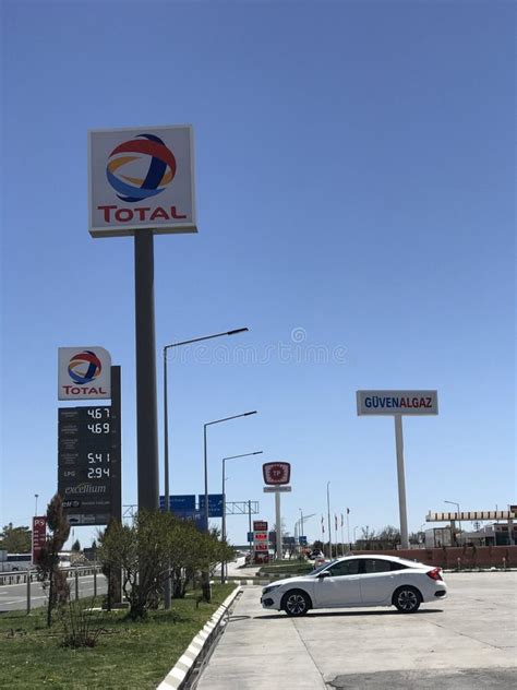 KULU, KONYA, TURKEY CIRCA 2017 : Total Petrol Gas Station at Rest Area ...