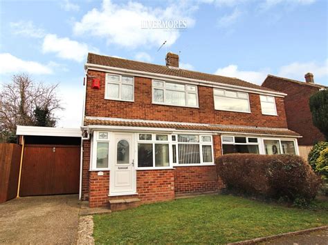 3 Bed Semi Detached House For Sale In Dovedale Road Dartford Kent Da2