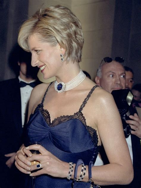 5 things to know about Princess Diana's world-famous engagement ring