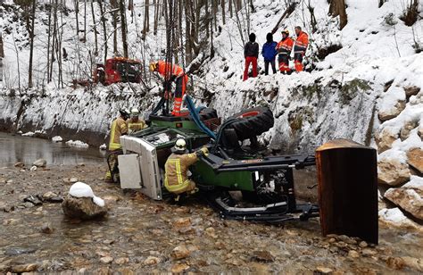 Stra Engl Tte Schwerer Unfall Mit Fendt Traktor Agrarheute