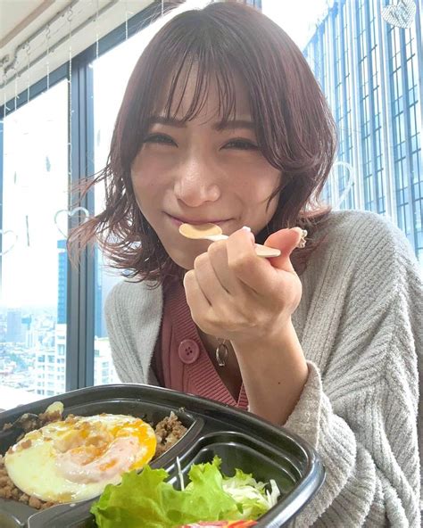 藤巻碧さんのインスタグラム写真 藤巻碧instagram「ランチは、4月18日の今日！ほっともっとさんで新発売されたガパオライス🍽