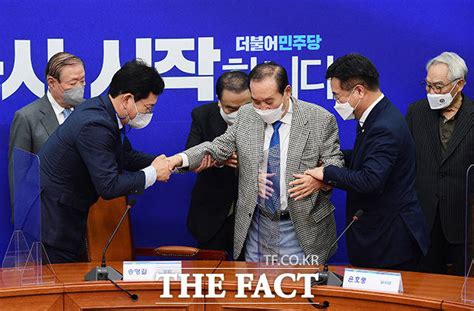 더불어민주당 원로들과 함께한 상임고문단 간담회 Tf사진관 포토 기사 더팩트