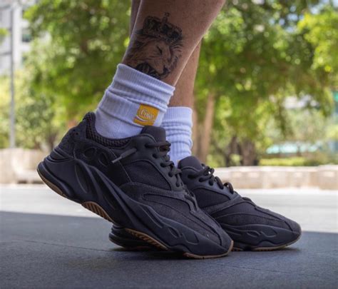 Adidas Yeezy Boost 700 “utility Black”が国内8月21日に再販売予定 Fv5304 Up To Date