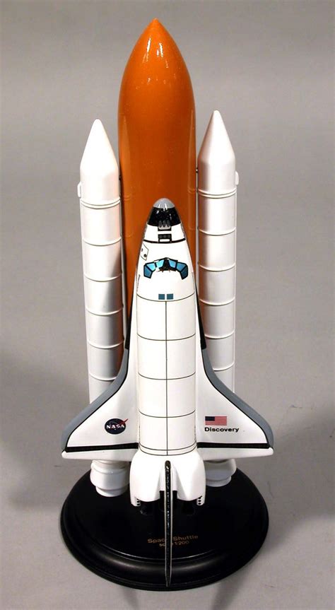 Model, Space Shuttle, Discovery, 1:200 | National Air and Space Museum