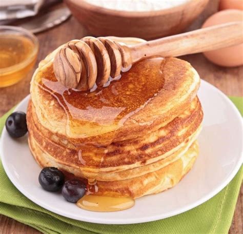 3 Recetas De Tortitas Americanas Con Mantequilla Miel Y Con Mermelada