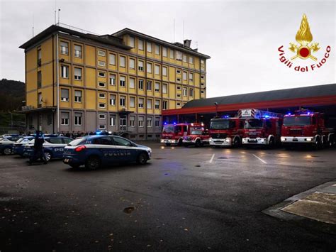 I Pompieri Di Como Ricordano I Colleghi Morti Ad Alessandria Foto