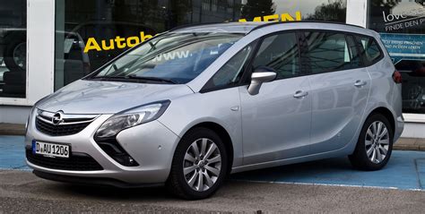 Opel Zafira Tourer C 2011 2016 Specs And Technical Data Fuel