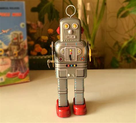 Clockwork classic retro tin toys Rare Clockwork Walking Robot ...