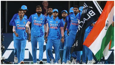 India New Zealand Final T20I Tied On DLS Par Score Hardik Pandya Co