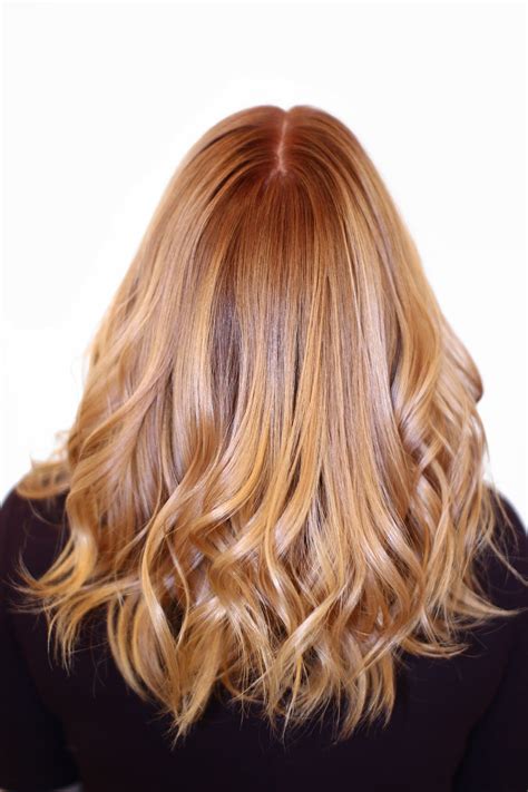 HAIR COLORIST SWEDEN Logga In Warm Blonde Hair Hair Styles Copper