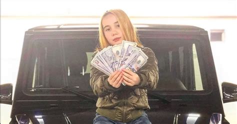 Lil Tay Deleted All Of Her Instagram Posts And Issued An Ominous Message