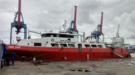 Diterjang Gelombang 2 5 Meter Kapal Basarnas Urung Cari Pesawat Sriwijaya