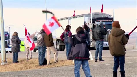 Protestors continue blockade at Coutts border crossing | Globalnews.ca