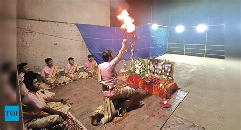 Priests Orgs Holding Ganga Aarti Annoyed Over Police Questioning