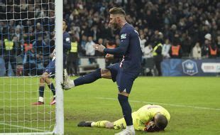 Om Psg Une D Faite Qui Fait Mal Pour Des Parisiens Toujours