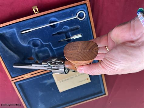Smith And Wesson Model 25 2 Model Of 1955 Revolver 6 12 Presentation Case