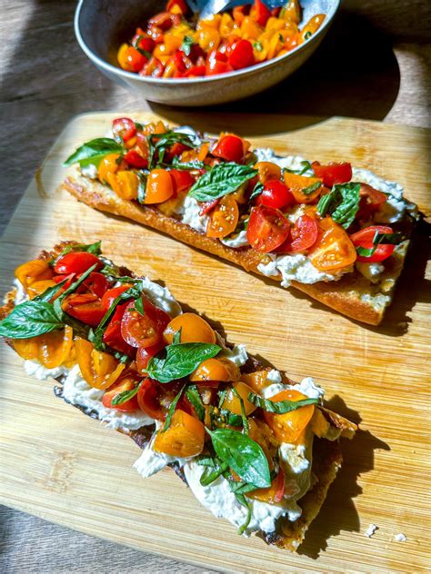 Burrata Bruschetta With Tomatoes Farah J Eats