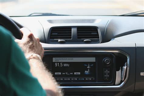 How To Remove Ford Radio