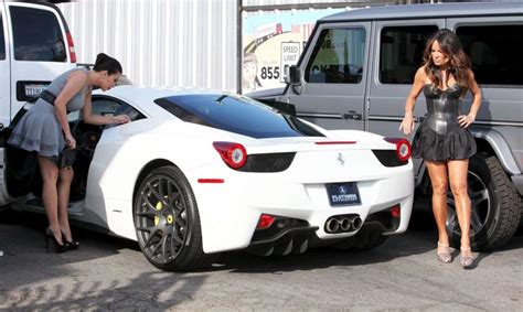 Kim Kardashian Adds 300000 Ferrari 458 Italia To Her Luxury Cars