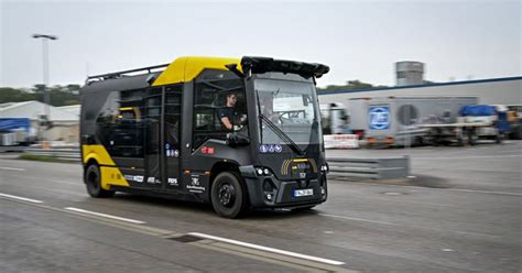 Mannheim Und Friedrichshafen Testen Selbstfahrende Busse