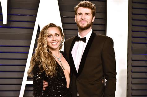 Liam Hemsworth Reportedly Still Loves Miley Cyrus Source Explains Why