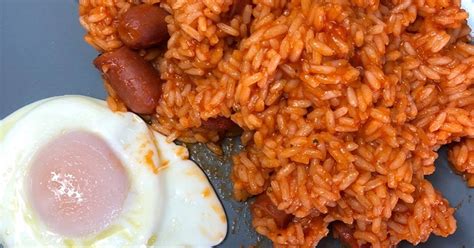 Arroz A La Cubana Con Salchichas Y Huevo Receta De Noe Molina Cookpad