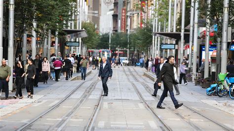 RBA Keeps Interest Rate Steady As Inflation Progress Stalls