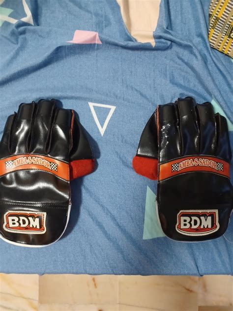 Mens cricket wicket keeper gloves, Sports Equipment, Sports & Games ...