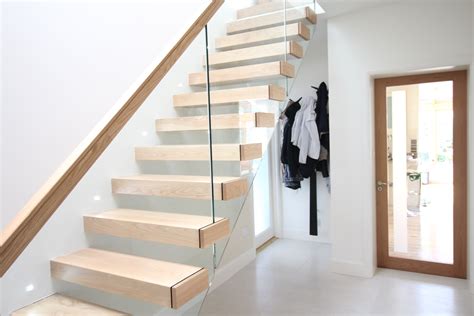 glass stair balustrades