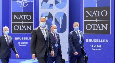 Specula Ii Pe Marginea Numirii Noului Ef De La Nato Klaus Iohannis Se