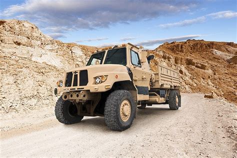 Oshkosh Wins Us Army Contract For Fmtv A1p2 Trucks And Trailers