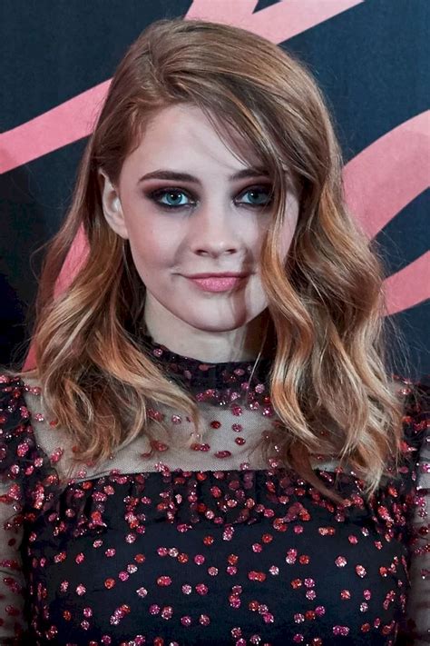 Josephine Langford Sa Biographie Filmographie Et Quelques Photos