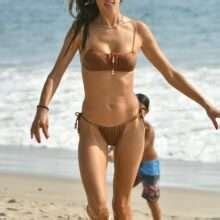 Alessandra Ambrosio En Bikini Santa Monica Olympine