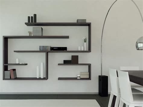 Книжные полки на стену