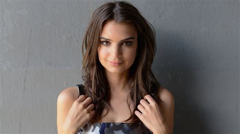 For Emily Ratajkowski ‘blurred Lines Brings A Career Path Into Focus