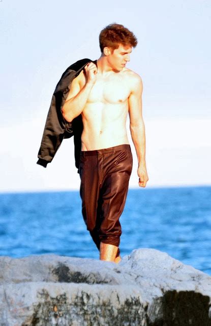 Go See Geo Shirtless Sunday Slurpee Nolan Gerard Funk At A Beach In Venice