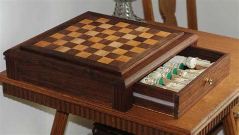 Woodworking make a chess board