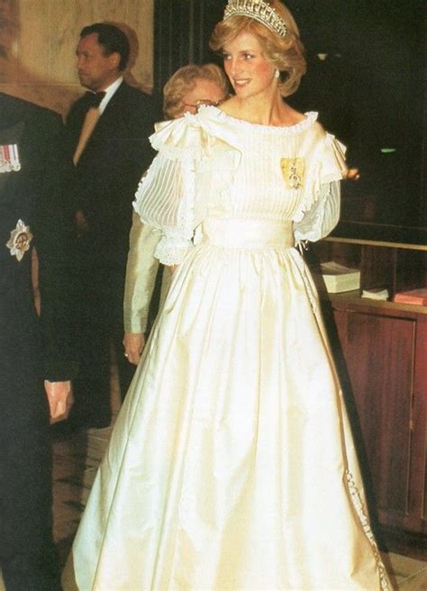 Pin By Artist Clicks On Princess Diana Dresses Princess Diana Dresses