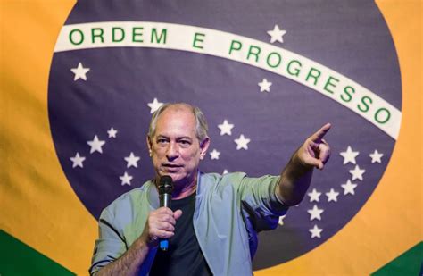 Ciro Gomes é Hostilizado Em Aeroporto De Miami