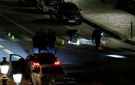 Morts Sur Le Pont Neuf Paris Des Policiers Tirent Sur Un V Hicule