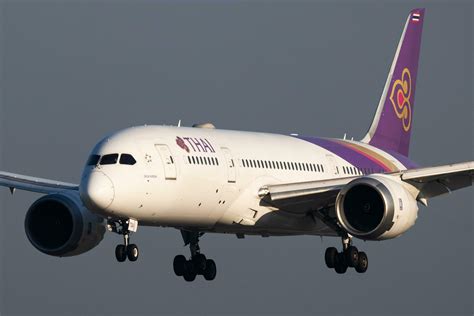 Thai Airways Boeing 787 8 Dreamliner Hs Tqa Passenger Plane Arrival And